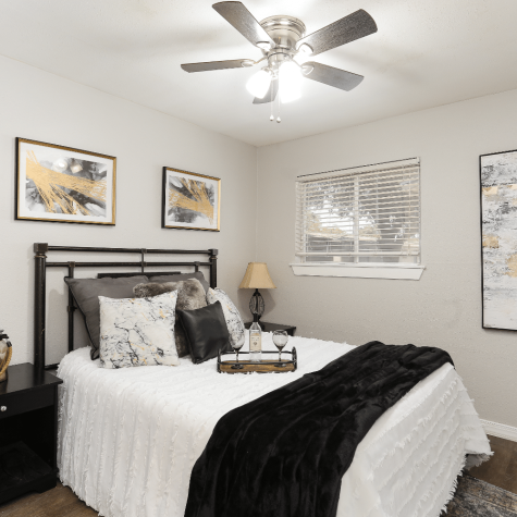 07_Ilia_Yorkho_6810_Glendora_Ave_Unit_12712.png